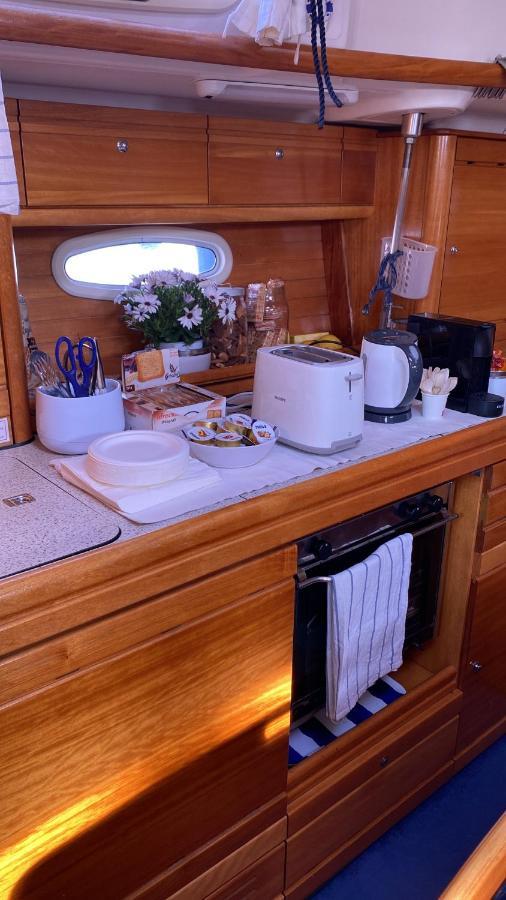 Charming Sailing Boat - Le Dimore Di Ines バーリ エクステリア 写真